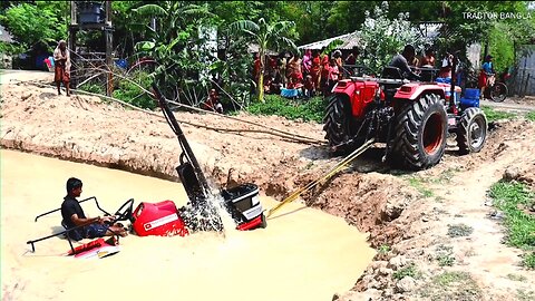 Unbelievable! Mahindra tractor pulls out from the pond