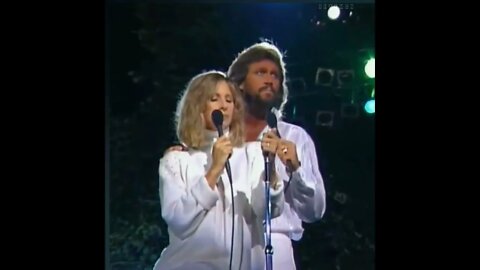 #Barbra Streisand #Barry Gibb #What Kind Of Fool #BeeGees #live #1980 #cc #shorts