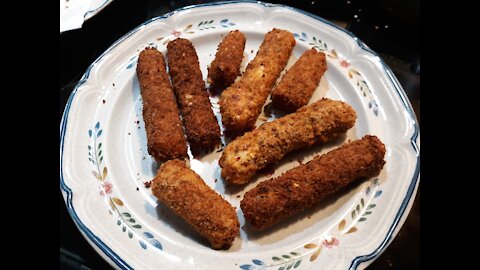 You should Make Homemade Mozzarella Sticks!