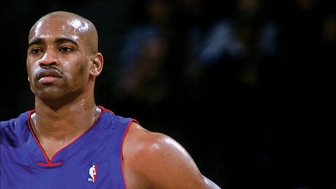 SHOULD VINCE CARTER BE INDUCTED INTO THE HALL OF FAME?