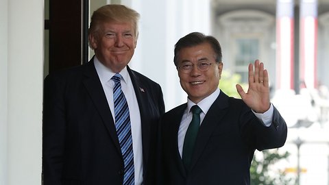 US And South Korean Leaders Reportedly Want To Hold Their Own Summit