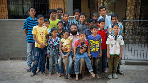 Devoted Dad Adopts 16 Kids With HIV