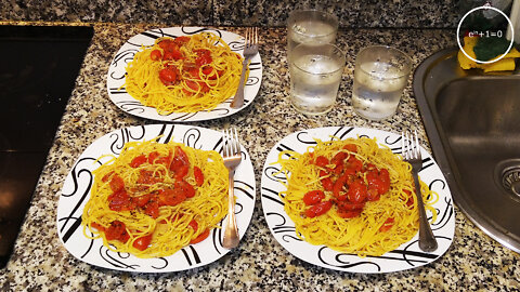 spaghetti with cherry tomatoes · dialectical veganism of summer +9ME 008