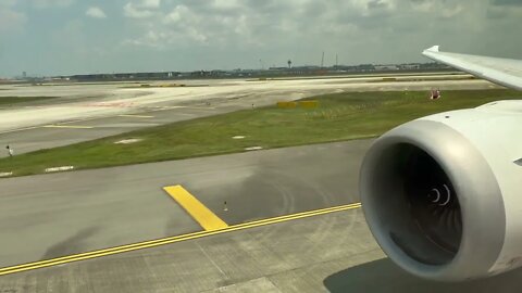 184 7Singapore Airlines - Boeing 787-10 - SQ912 - Singapore to Manila (Take-off)