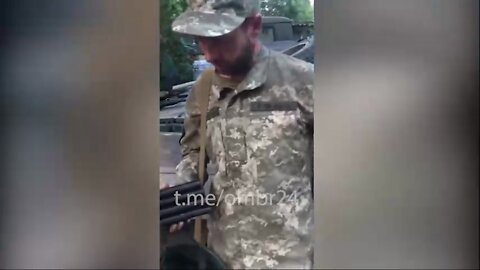 Ukrainian troops disarm and surrender after refusing to participate in hostilities