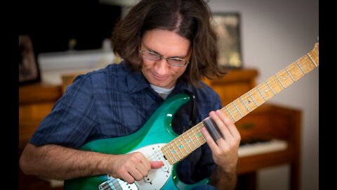 "The Star Spangled Banner" Played On Slide Guitar!