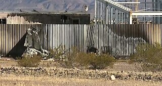 Small plane crashes in SW Las Vegas