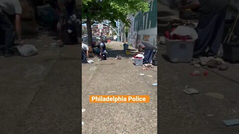 Philadelphia police broke up a homeless encampment in Kensington ⚠️⚠️⚠️