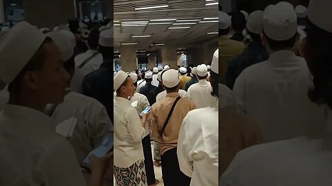 mahalul qiyam saat acara di istiqlal bersama habib umar