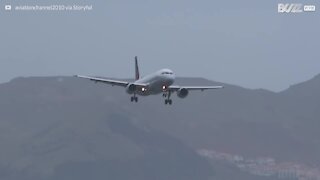 Forte tempesta rende difficile l'atterraggio a Madeira