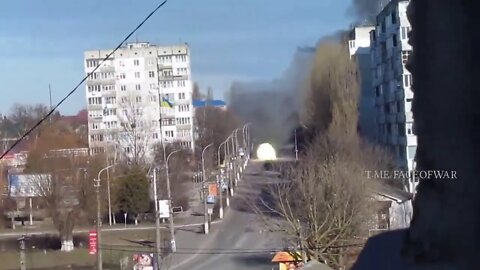 ★★★ Russian tank fires on a man filming it - Borodianka, Ukraine