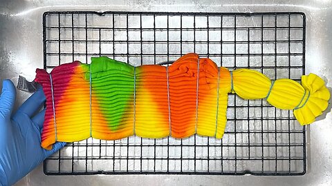How to Tie Dye - Pattern #562 - New Experimental Wig-Wag Design Tie Dye T-Shirt (Liquid)