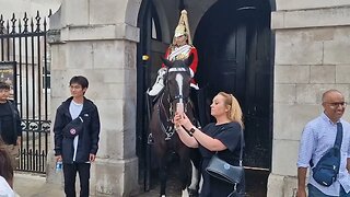 The horse gave her two kisses #horseguardsparade