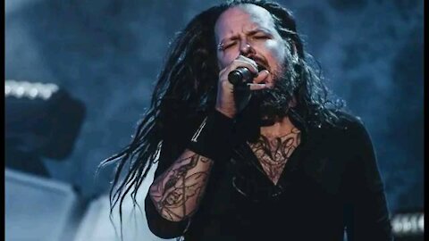 Korn's Jonathan Davis Tests Positive for COVID-19, Band Announces Rescheduled Tour Dates.