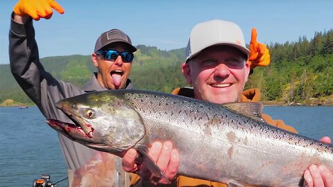 We Had A Day Of LIGHTS OUT Salmon FISHING!