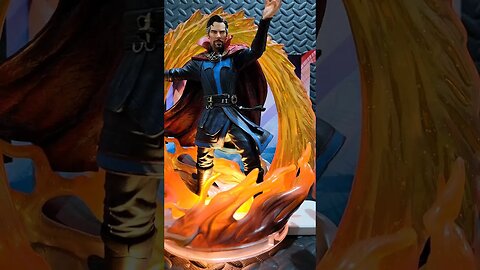 Unboxing Dr. Strange in the Multiverse of Madness by Diamond Select Gallery Diorama #diamondselect
