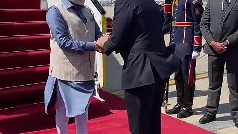 Prime Minister of Egypt receives PM Modi upon his arrival in Cairo