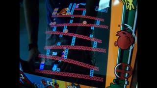 Playing Donkey Kong Badly