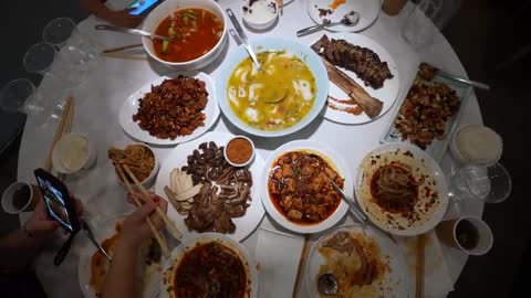 15 $$$$ Insane Sichuan Chinese Food!! BEST SPICY HOT POT + Dino Mala Ribs in Los Angeles!!