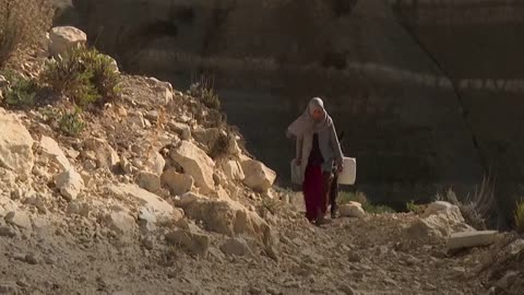 Tunisian villages suffer drought and climate change