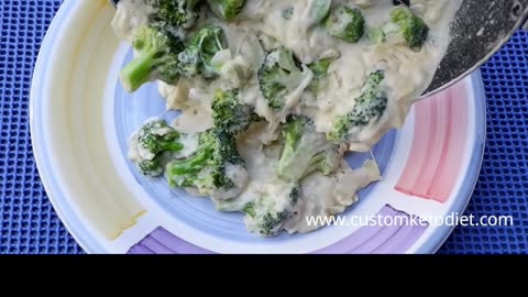 How to Make keto Broccoli in Mozzarella and Parmesan Sauce Recipe