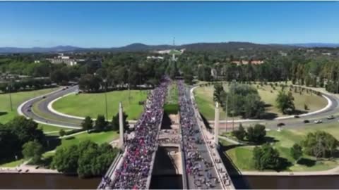 Canberra, Australia. This is absolutely epic, facebook has shut down all convoy to Canberra groups, government has shut down all livestreams, but you can’t stop the revolution!
