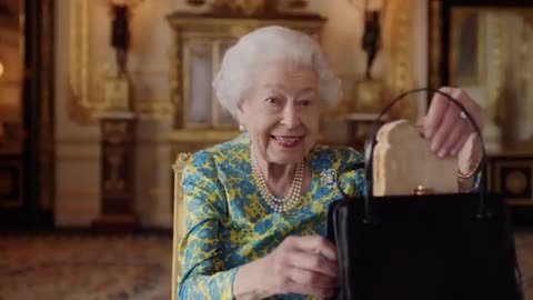 Queen Elizabeth II meeting Paddington