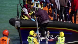 UK ready to send migrant boats back to France