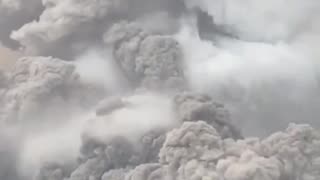 New Eruption Of Raung Volcano In Sulawesi, Indonesia | April 30, 2024