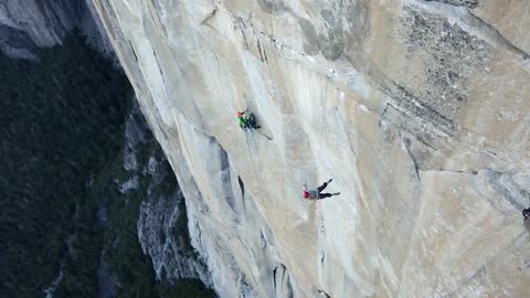 Petzl athlete Emily Harrington sends Golden Gate (5.13 VI) in El Capitan