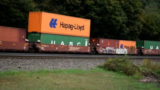 Norfolk Southern Locomotives 9976, 9593 Lead an intermodal at Horeshoe Curve, Altoona, PA