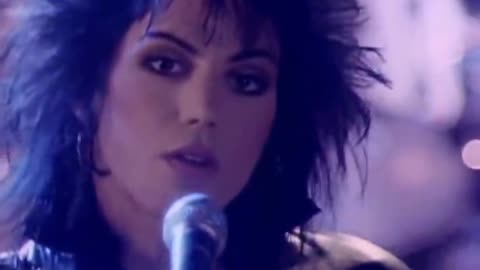 Joan Jett - I Hate Myself for Loving You