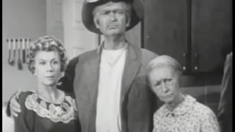 The Beverly Hillbillies - Season 1, Episode 23 (1963) - Jed Buys the Freeway