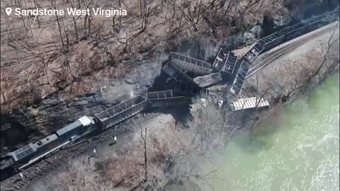 🚨WARNING: Multiple people injured following cargo train derailment Sandstone | West Virginia