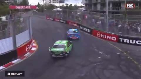 One of THE BEST overtake in motorsport ever 🤯