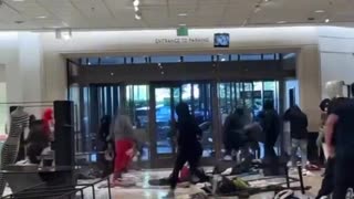 Flash Robbed: 50 Thieves Storm Nordstrom in LA, Make Off With $100K in Merch