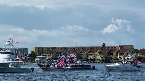 Hundreds Turnout for Trump's Flotilla in Florida