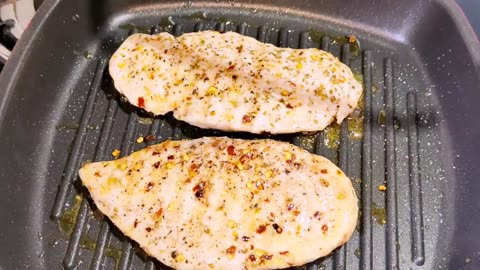 Low fat! High Protein! Healthy Chicken Breast! Grilled chicken Breast Recipe