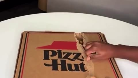 Tutorial How To Properly Open Pizza Box