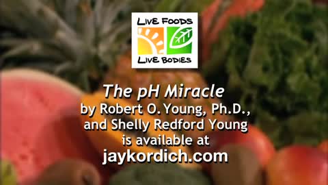 Dr. Robert Young on the Importance of Juicing
