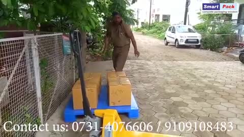 Pallet Truck in Pune