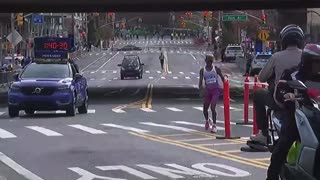 LEADER IN NY MARATHON COLLAPSES