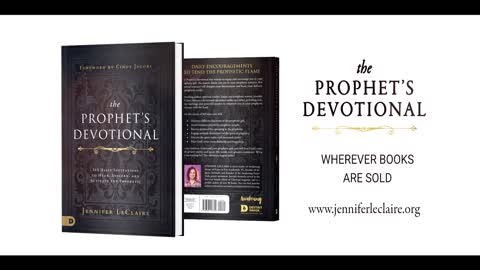 The Prophet's Devotional: 365 Daily Invitations to Hear, Discern, and Activate the Prophetic