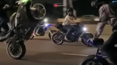 Dunk wheelies