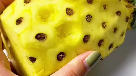 Tool For Peeling Pineapple Fruit