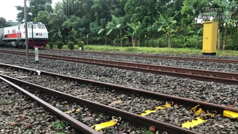 Finding Lots of Toys on the Railroad