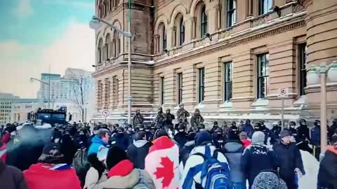 Canadian Police Flashbang and Advance on Peaceful Protesters