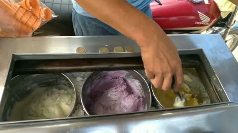 Sorbetes aka Dirty Icecream in the Philippines| Filipino Street Food