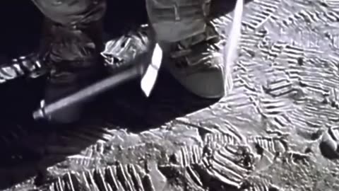 ✨ 1971 apollo 15 - Real Moon footage of feather vs hammer experiment done on the moon #nasaupdates