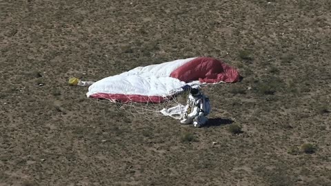 Jumped_From_Space_(World_Record_Supersonic_Freefall)(1080p)